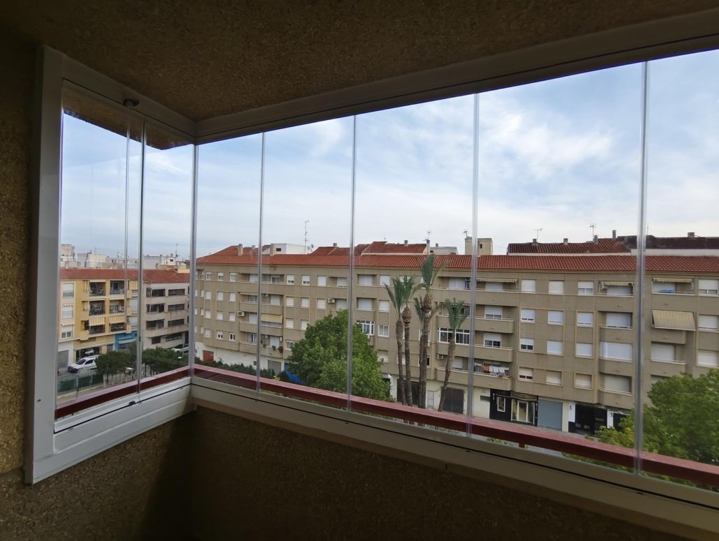 Cortinas de cristal Almería local