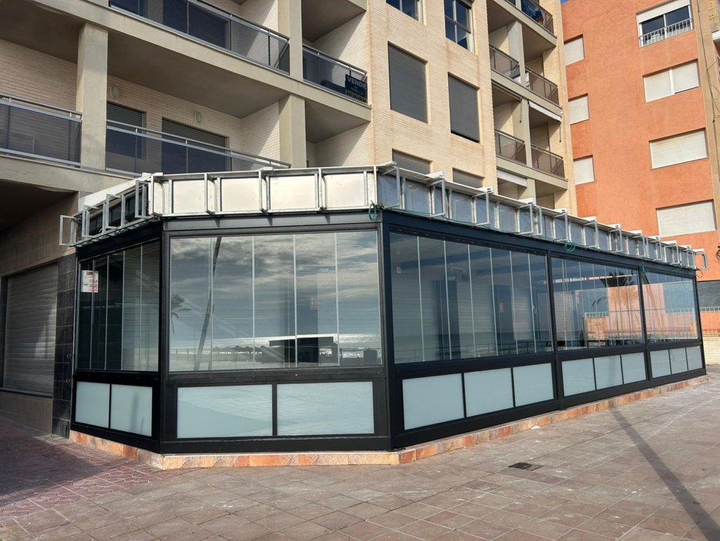 Cortinas de cristal Castellon local negocio