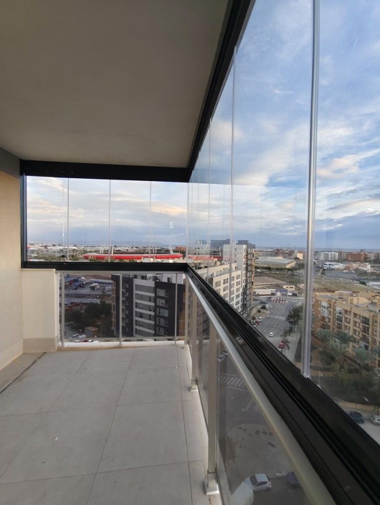 aluminio y cristal Malaga balcon Cortinas de cristal Malaga balcon