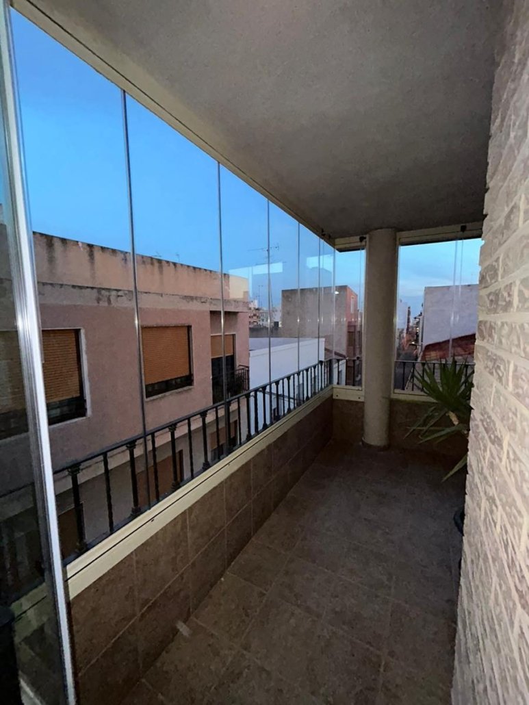 Glass curtains in Alicante 10